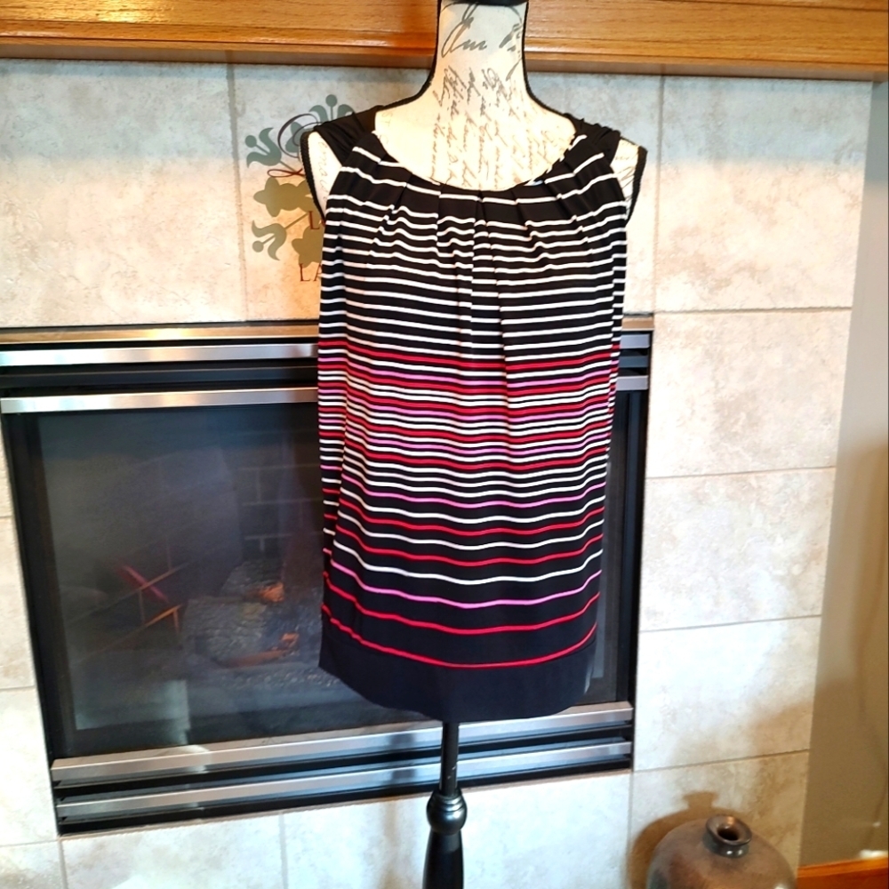 New York & Co. Stretch Medium StripeTop!